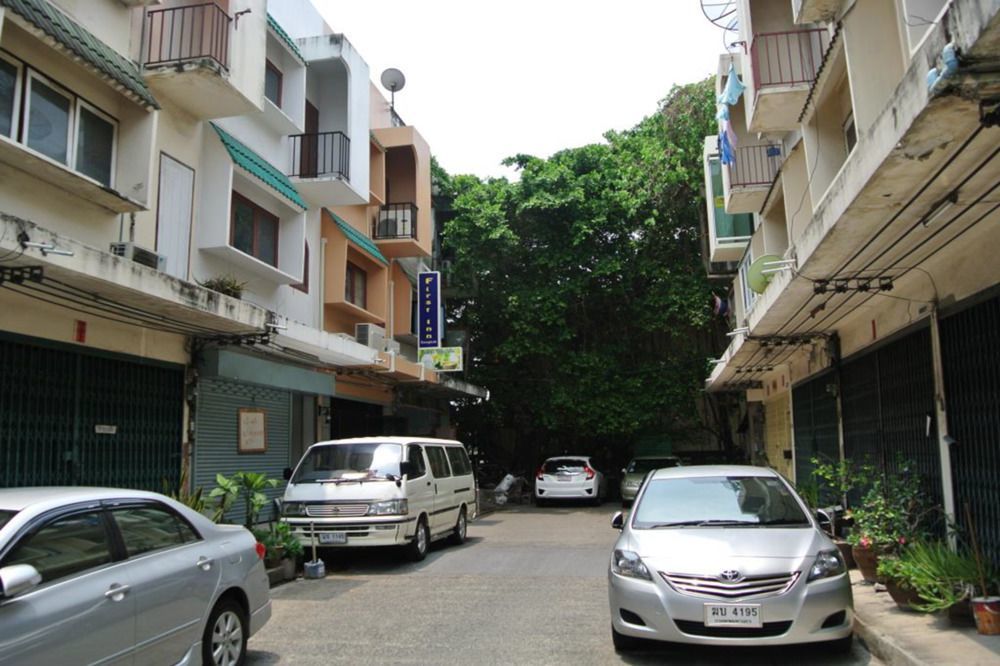 Bed Dee Time Hostel Bangkok Exterior foto