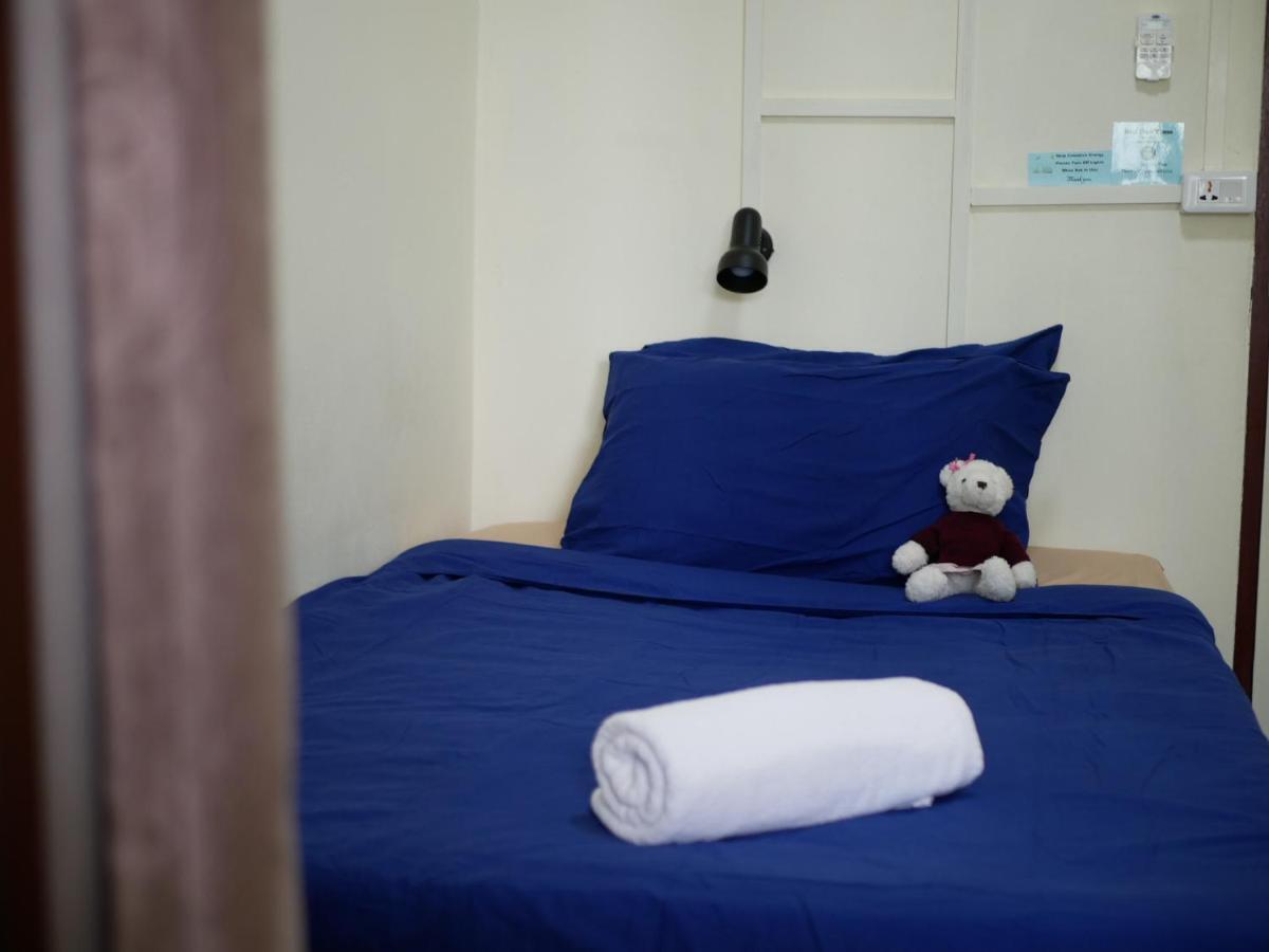 Bed Dee Time Hostel Bangkok Exterior foto